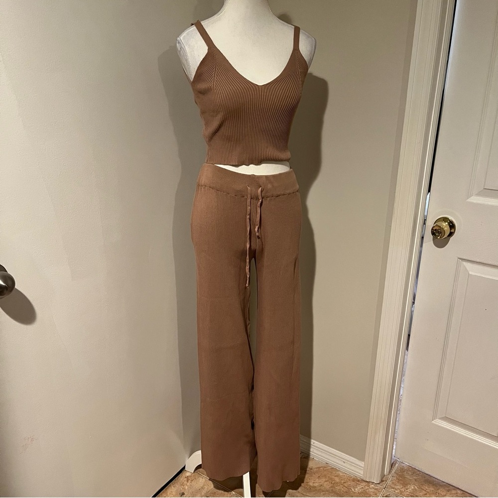 Rivir Cocoa Beige Brown Women's Ribbed Pant Knit Set